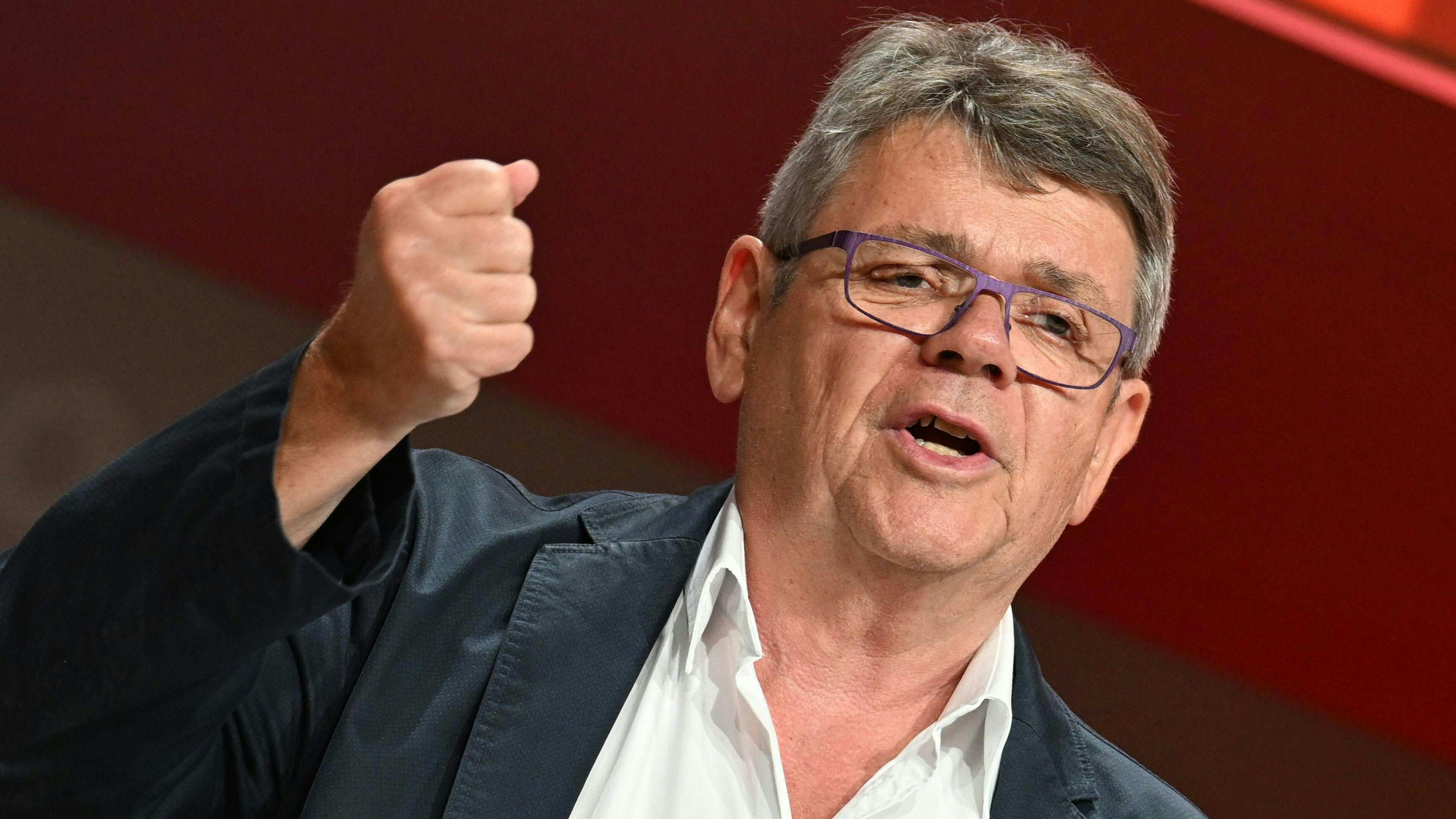 Download von www.picturedesk.com am 14.08.2023 (08:37).  ABD0157_20230622 - WIEN - ÖSTERREICH: ÖGB-Präsident Wolfgang Katzian am Donnerstag, 22. Juni 2023, anl. des Abschlusses des "20. ÖGB-Bundeskongresses" mit Wahl des Präsidenten in Wien. - FOTO: APA/HELMUT FOHRINGER - 20230622_PD5076 - Rechteinfo: Rights Managed (RM)