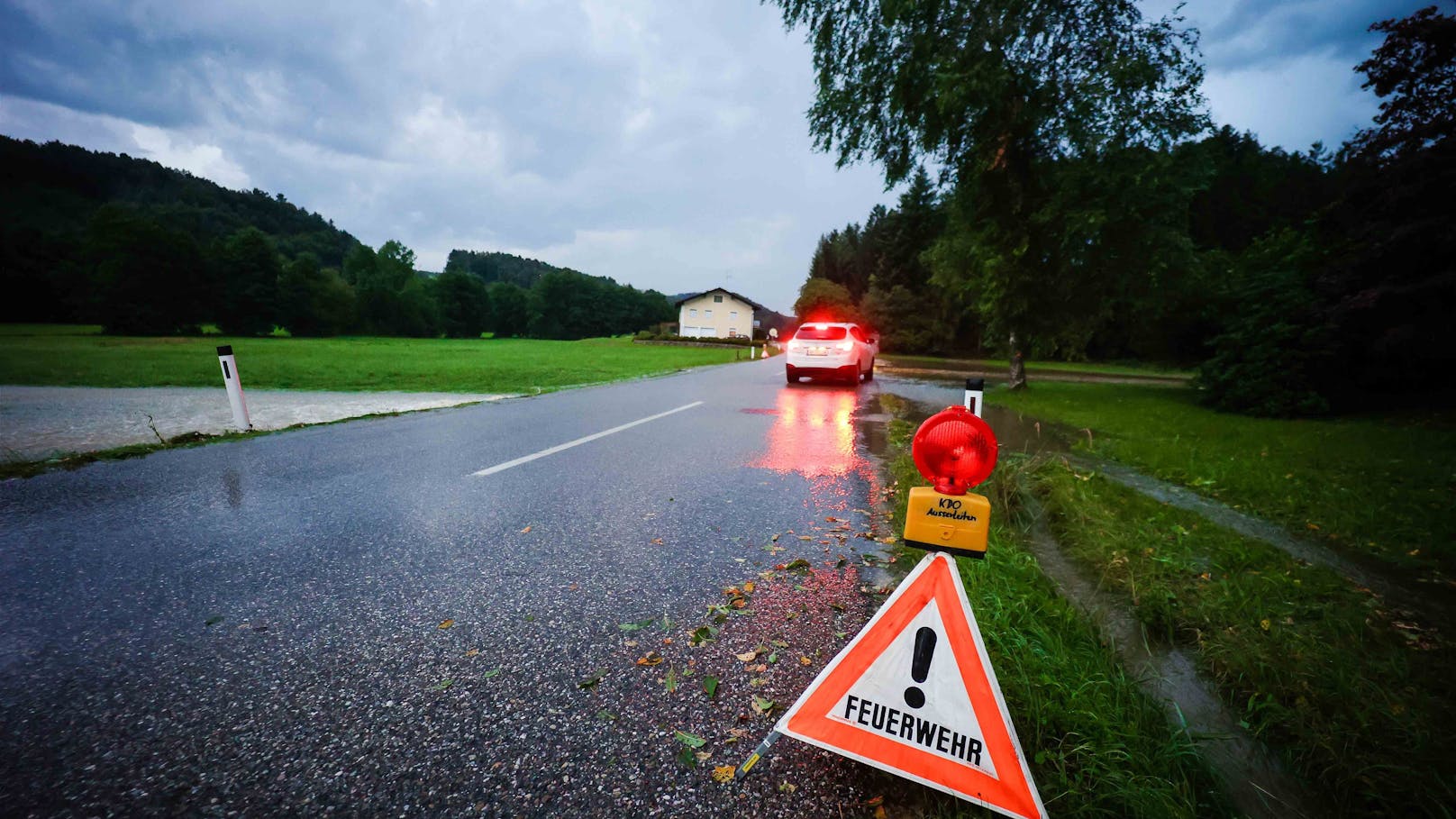 Wetter-Warnung! Regen-Walze überrollt jetzt Österreich