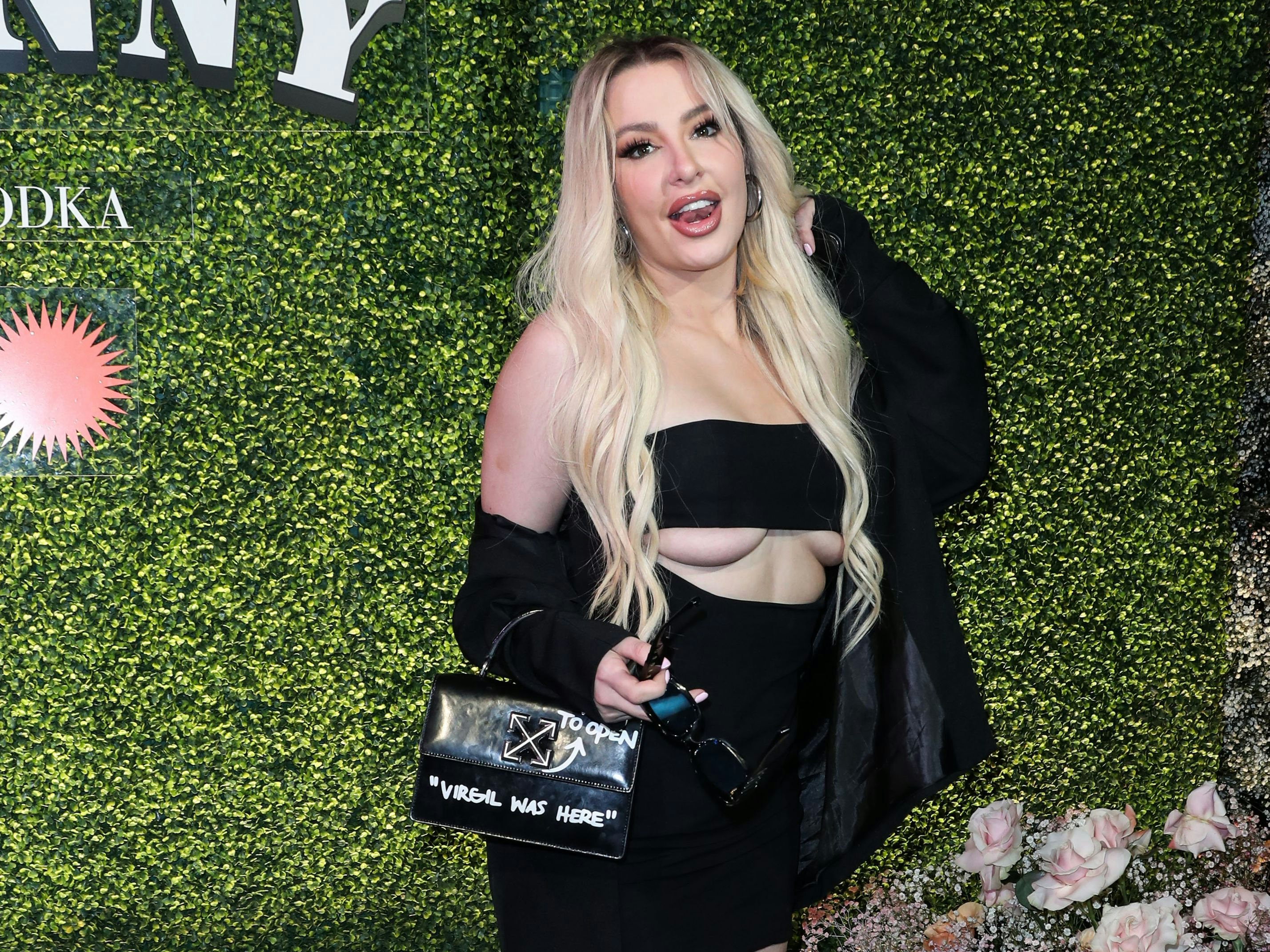 Tana Mongeau verspielte mit einem Ausraster einen Sponsoren-Vertrag.