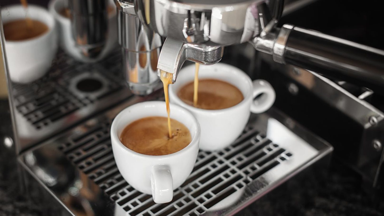 So gelingt die Zubereitung des perfekten Espresso