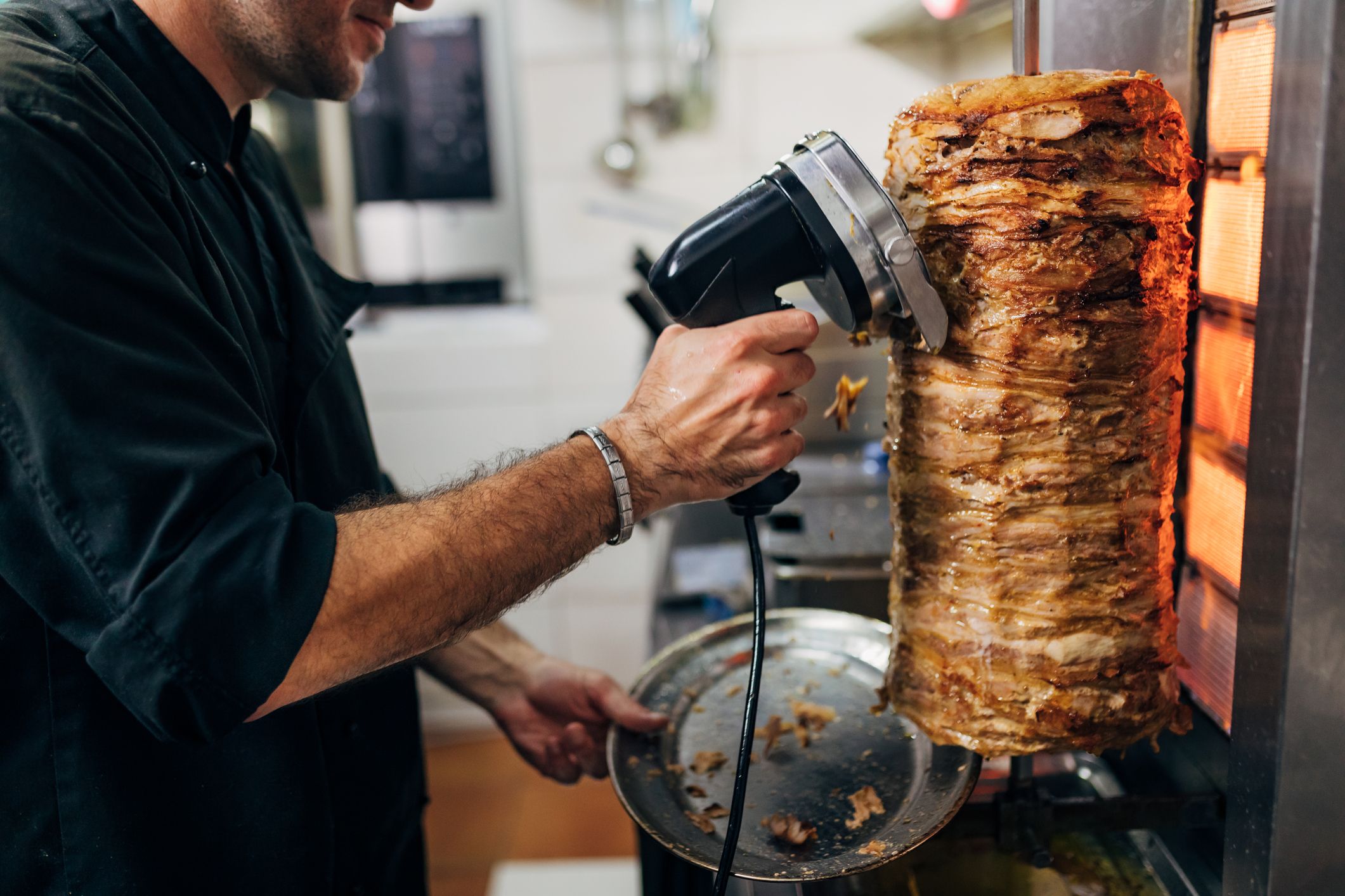 Die Bakterien im Fleisch wurden eigentlich abgetötet. (Symbolbild)