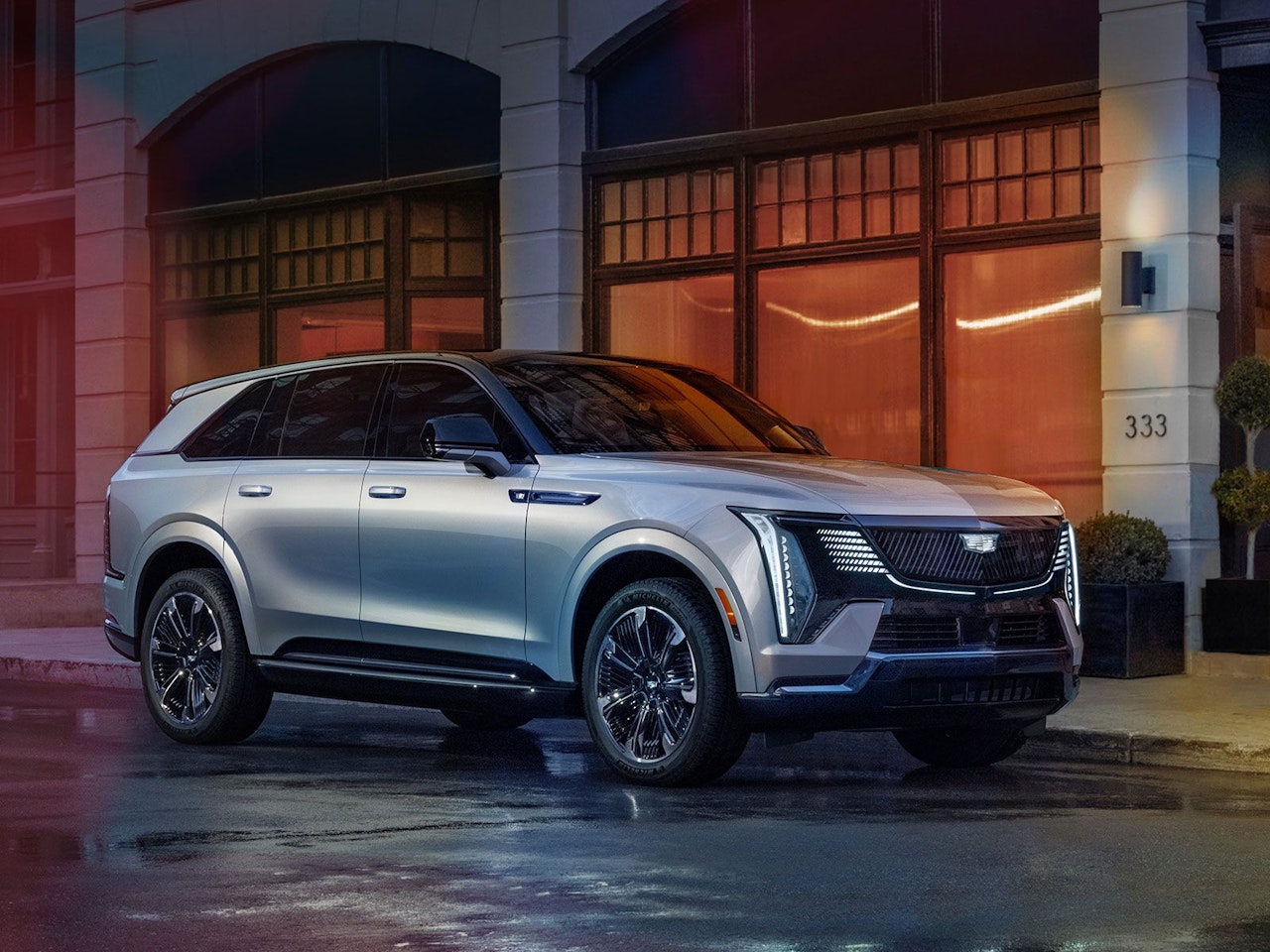Heute.at - Weltpremiere für den elektrischen Cadillac Escalade IQ