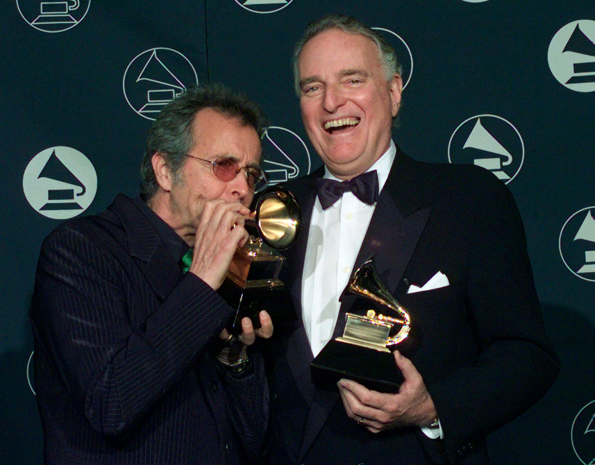 Herb Alpert (links) und Jerry Moss wurden bei den Grammy Awards 1997 in New York ausgezeichnet.