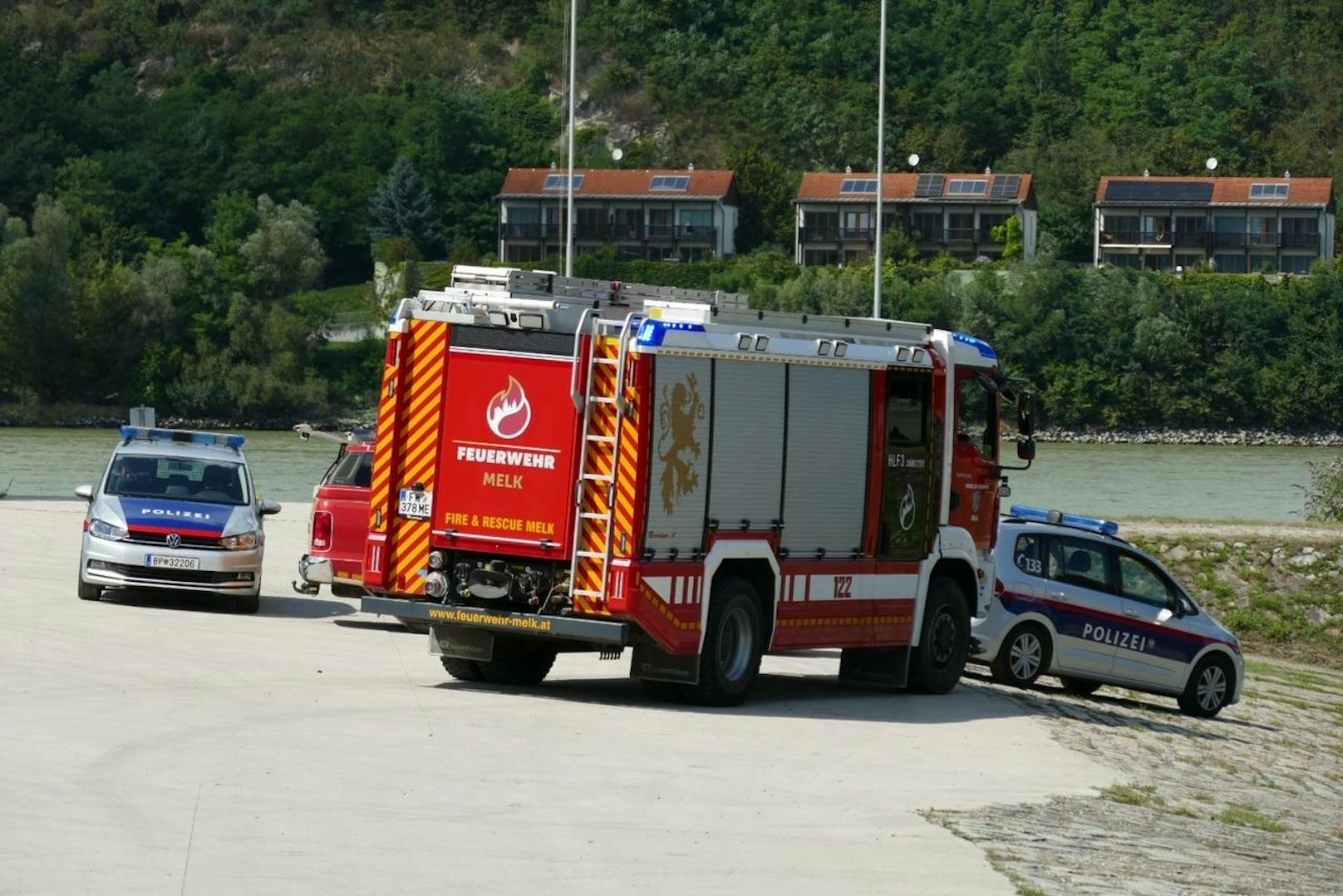 Einsatzkräfte im Einsatz in Melk