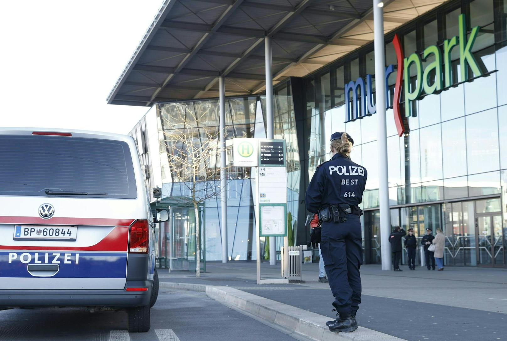 Über 50 Beamte waren bei dem Großalarm im Grazer Murpark im Einsatz.