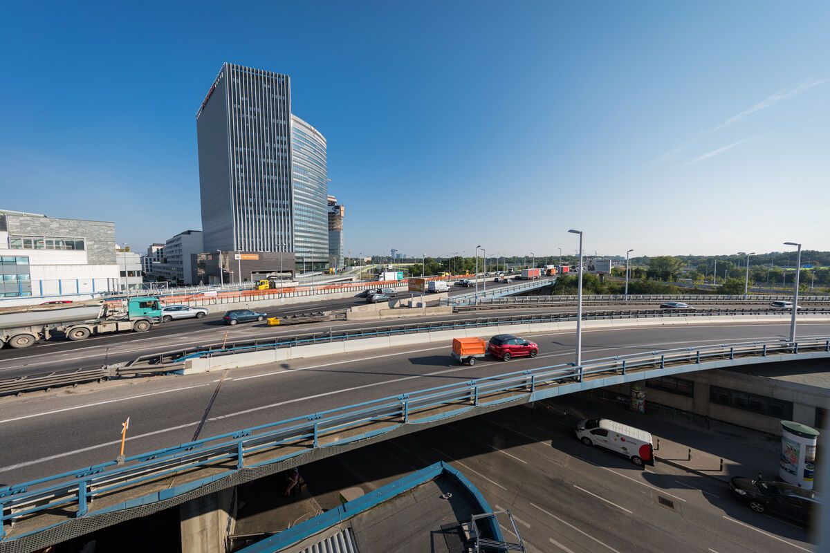 Die größten Städte des Landes sind in besonderem Maße von der anhaltenden Hitze betroffen, die stark versiegelte Flächen weiter aufheizt, warnt der WWF Österreich.