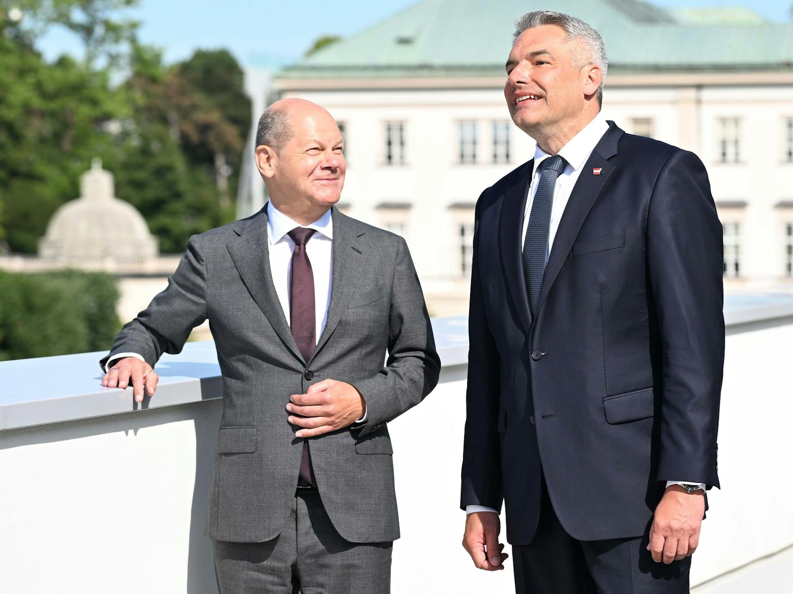Bundeskanzler Karl Nehammer hat heute den deutschen Bundeskanzler in Salzburg empfangen. Es ist Olaf Scholz' erster Staatsbesuch in Österreich.
