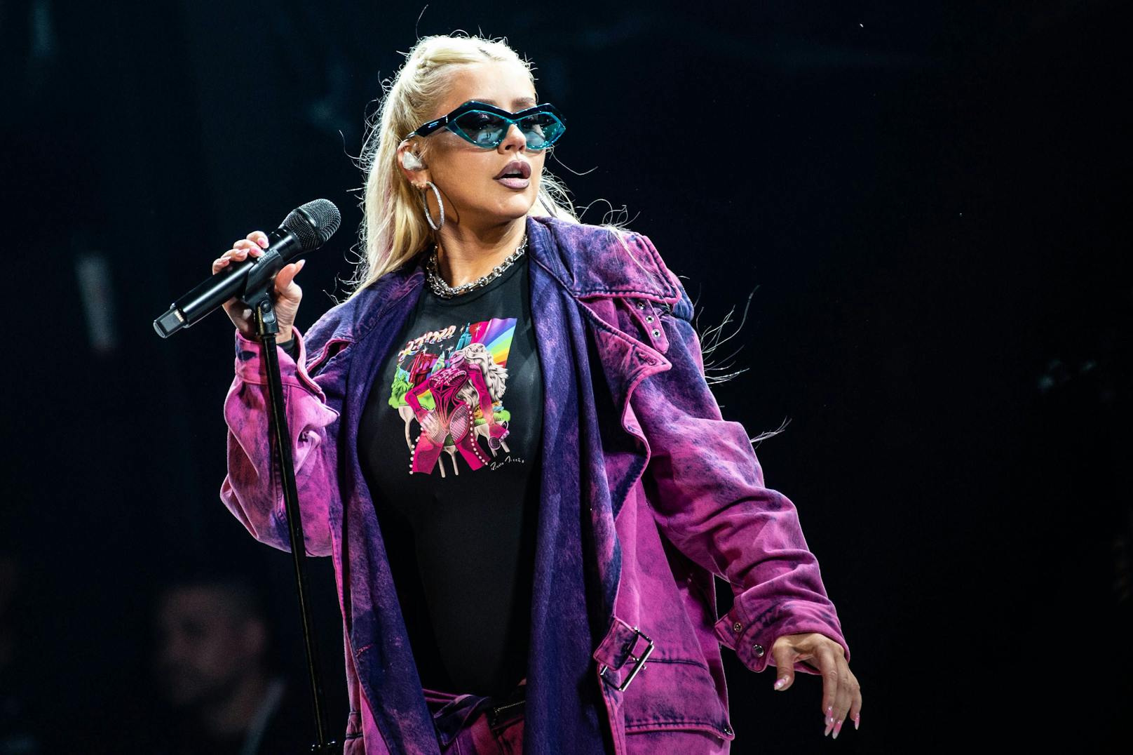 Popstar im Rollstuhl – Sorge um Christina Aguilera