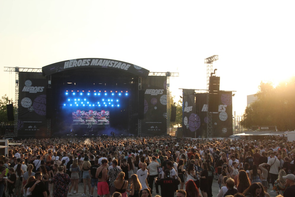 Das Heroes Festival zeigte am 18. und 19. August auf der Expo-Plaza in Hannover die ganze Bandbreite des deutschsprachigen Hip-Hop und Rap.