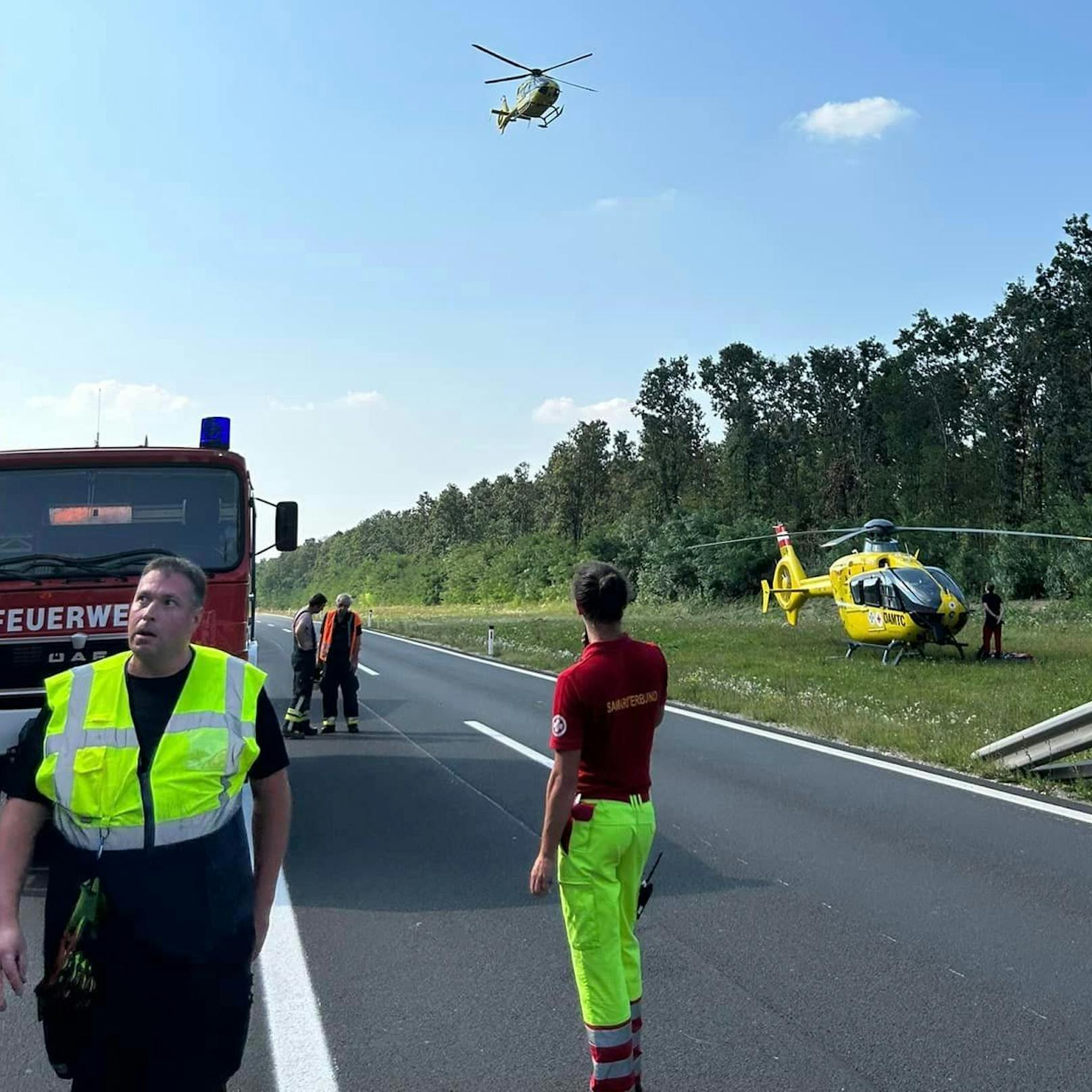 Bei einem Verkehrsunfall auf der S4 Mattersburger Schnellstraße sind am 19. August 2023 zwei Menschen ums Leben gekommen, vier weitere wurden schwer verletzt.