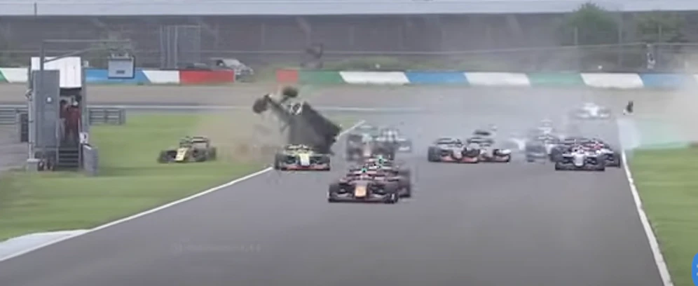 Der Massencrash in Motegi.