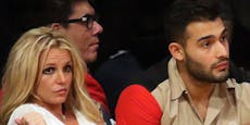 "Schockiert": Britney meldet sich zur Scheidung zu Wort