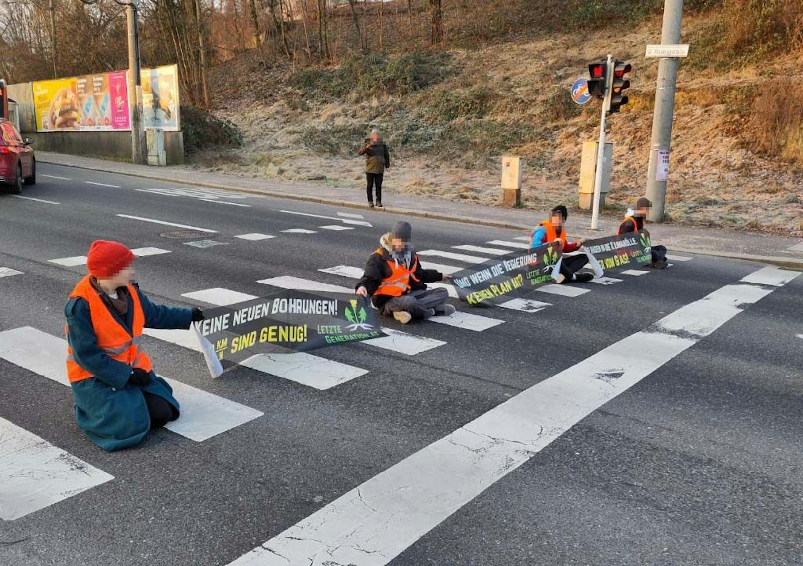 Eine der zahlreichen "Letzte Generation"-Blockaden in Linz