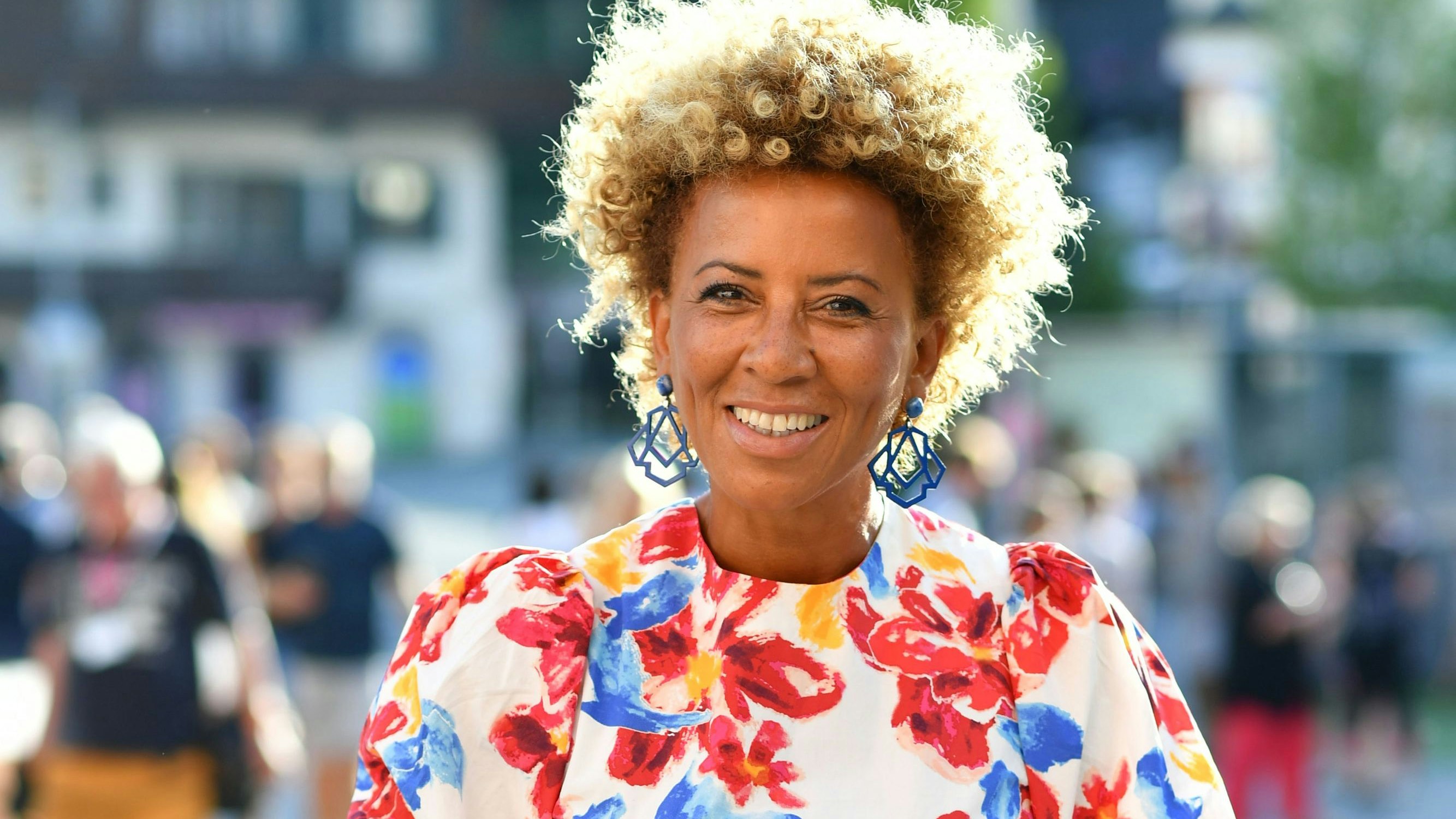 Heute.at - Keine große Rolle – Kiesbauer über Tod ihres Papas