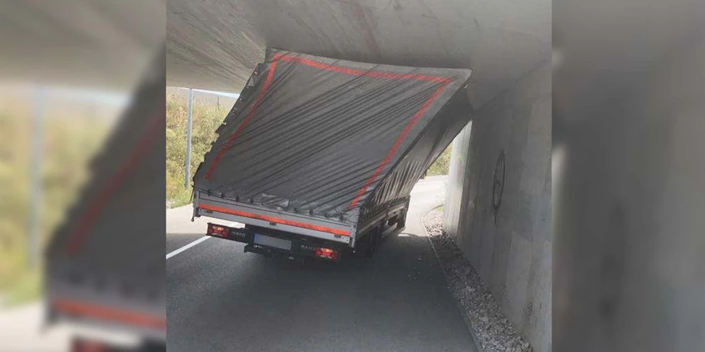 Skurrile Lkw-Panne in Vösendorf.