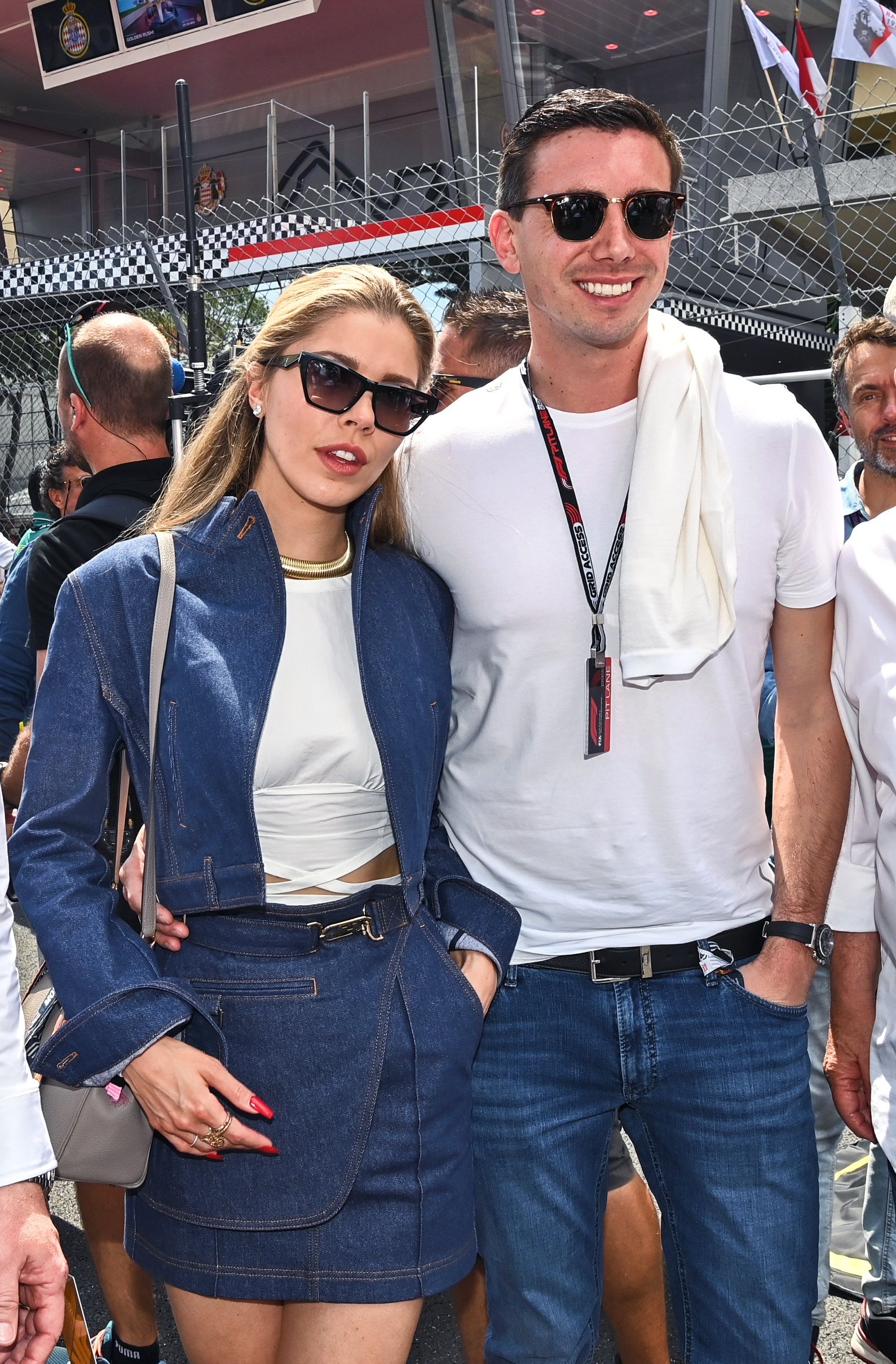 Glitzer-Pärchen: <strong>Victoria Swarovski</strong> und <strong>Mark Mateschitz</strong> Ende Mai 2023 beim Formel 1-Grand-Prix in Monaco.
