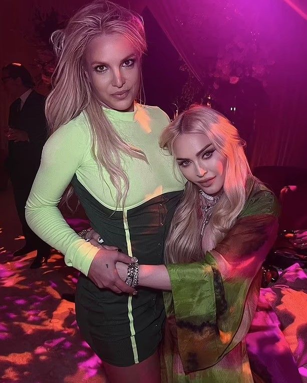 Madonna bei der Hochzeit von Britney Spears 2022.