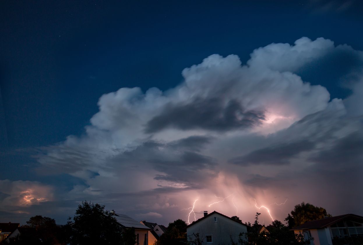 Ein Unwetter trifft Donnerstagnacht Vorarlberg mit voller Wucht. Im Osten und Süden des Landes drohen auch in den kommenden Tagen schwere Gewitter. (Symbolbild)