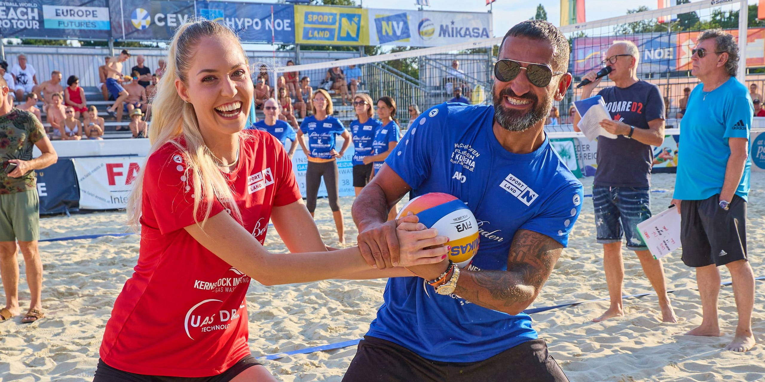 Copyright: Starpix/ Alexander TUMA, 23.08.2023 Baden,  Beatrice TURIN (Körmer),  Fasi MERZA, 17. Promi Beachvolleyball Trophy  im Strandbad Baden bei Wien. 