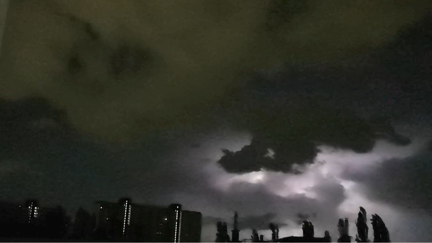 Donnerwetter! So heftig blitzte es über Wien