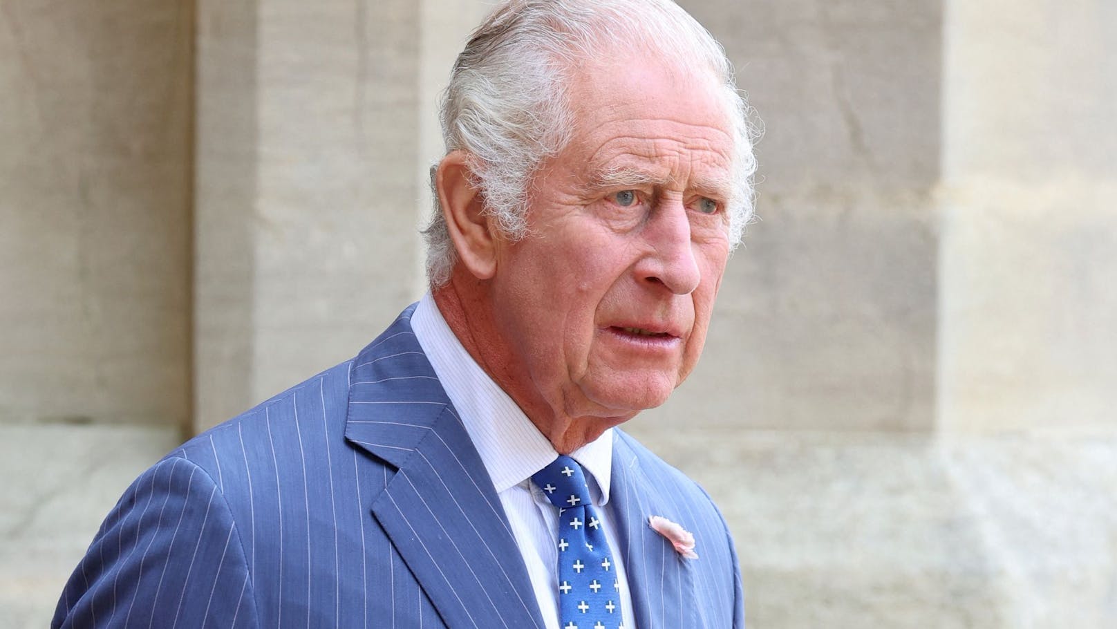 Nach Skandalen – König Charles nimmt IHM den Orden weg