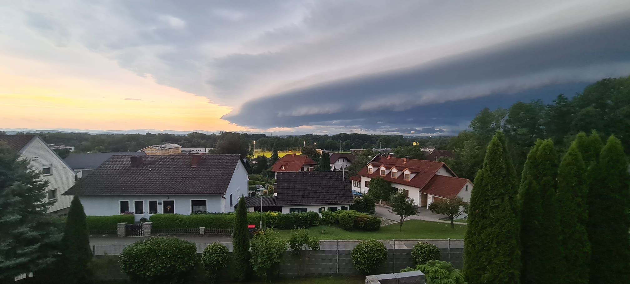 Gewitter-Zelle über Mauthausen (OÖ)