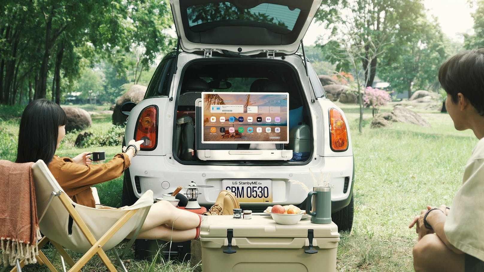 LG präsentiert seinen neuen Lifestyle-Bildschirm  für Unterhaltung von überall.