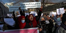 Taliban lassen Frauen nicht ausreisen – selbst mit Mann