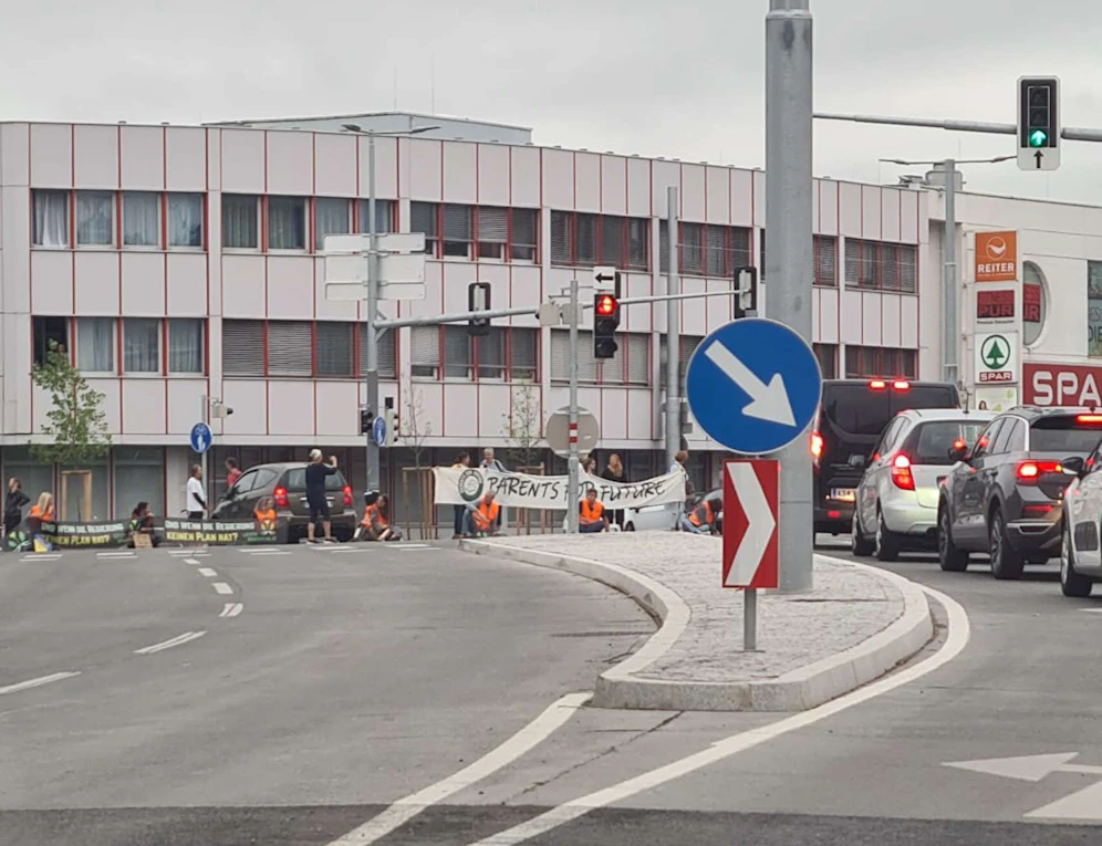 Zuerst Baustellen- und Umleitungschaos, dann Klimademo in St. Pölten - ab heute sollte Verkehr flüssiger sein.