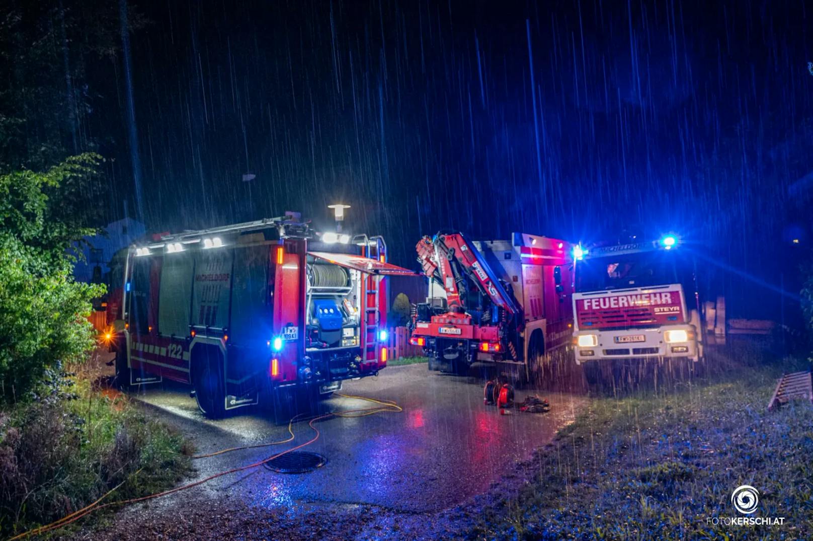 Die ergiebigen Niederschläge der letzten Tage forderten die Einsatzkräfte in ganz Österreich erneut – auch Oberösterreich blieb nicht verschont.