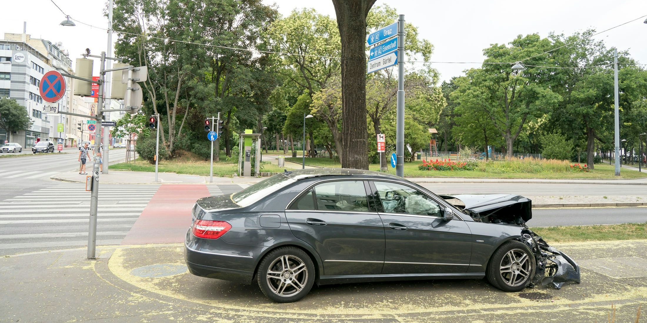 Wüste Szenen spielten sich nach einem Unfall in Wien-Favoriten ab. (Archivbild)