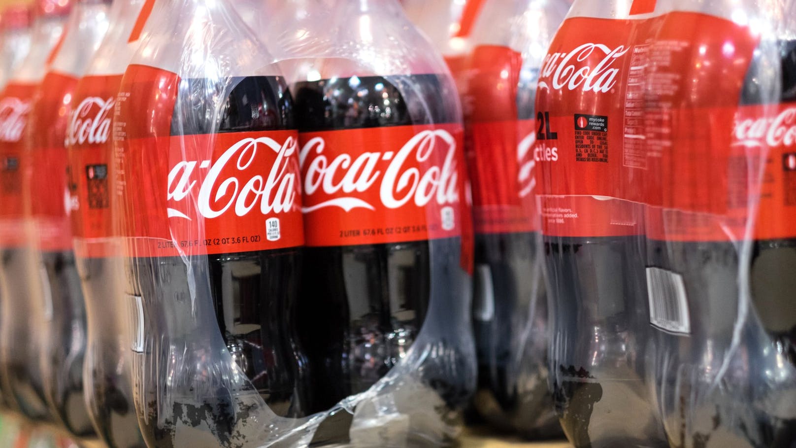 Der Getränkekonzern Coca-Cola hat in Deutschland eine Preiserhöhung angekündigt.