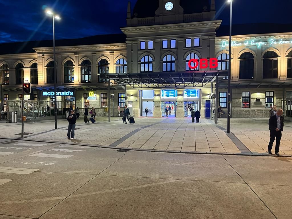 Mehrere Verletzte Bei Wilder Schlägerei In St. Pölten | Heute.at