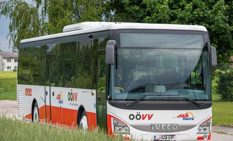 Ein neuer Masernfall versetzt den Bezirk Kirchdorf in Alarmbereitschaft – die infizierte Person war zwischen Leonstein und Untergrünburg mit dem Bus unterwegs.