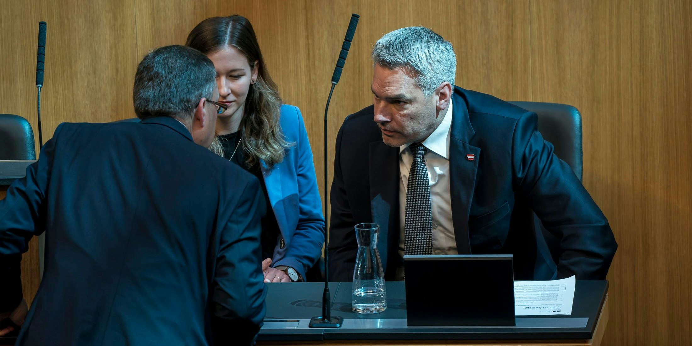 Hinter den Kulissen hat die Regierung einen Plan zur Eindämmung der Mieterhöhungen ausgeheckt. 