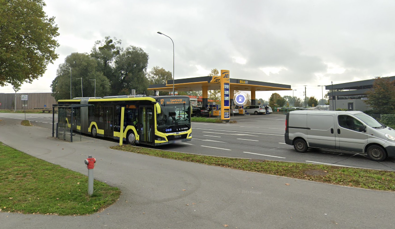 Auf Höhe der Bushaltestelle wurde der 33-Jährige in Hard (Vorarlberg) attackiert.