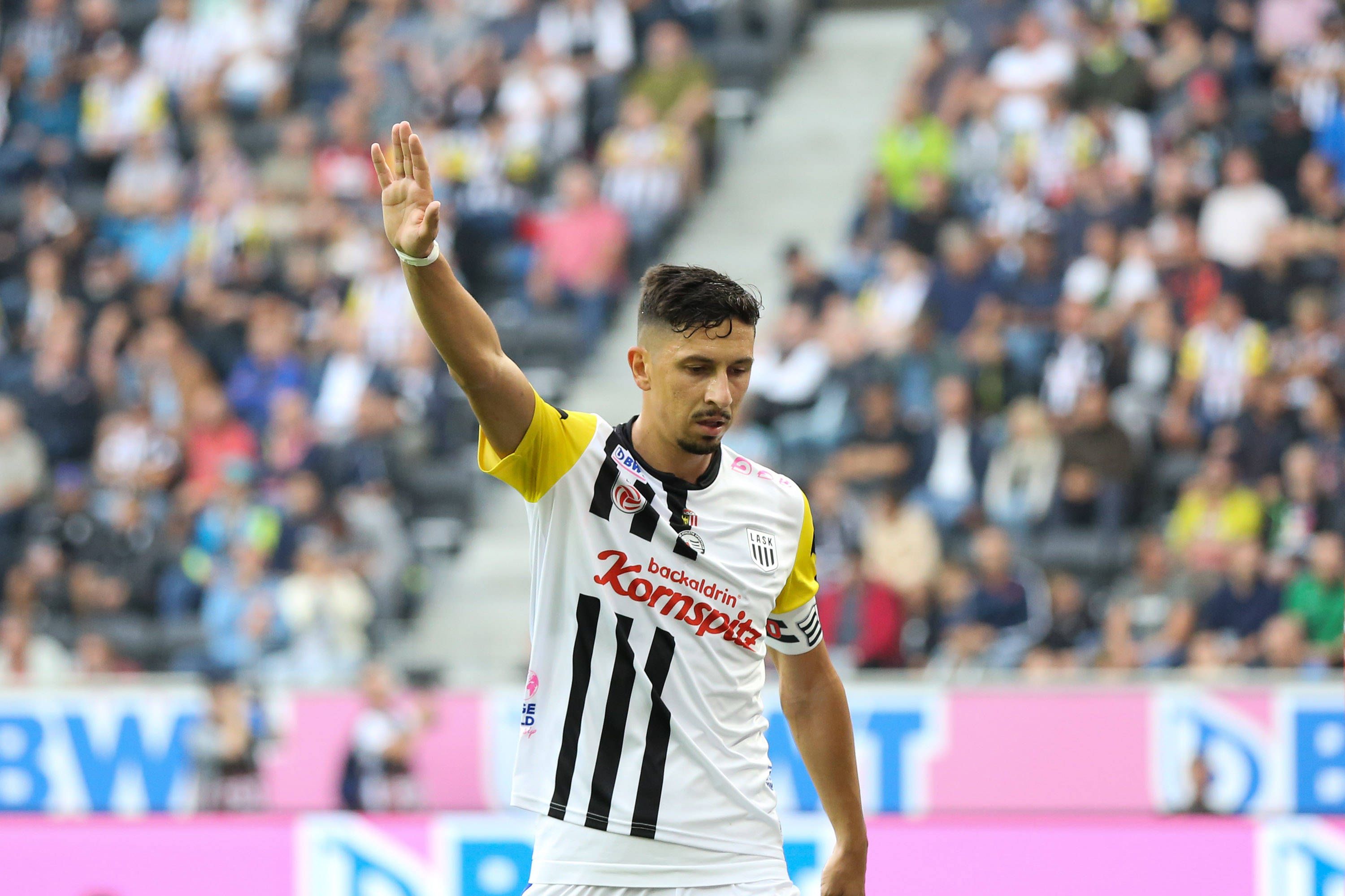 LASK-Star Robert Zulj. 