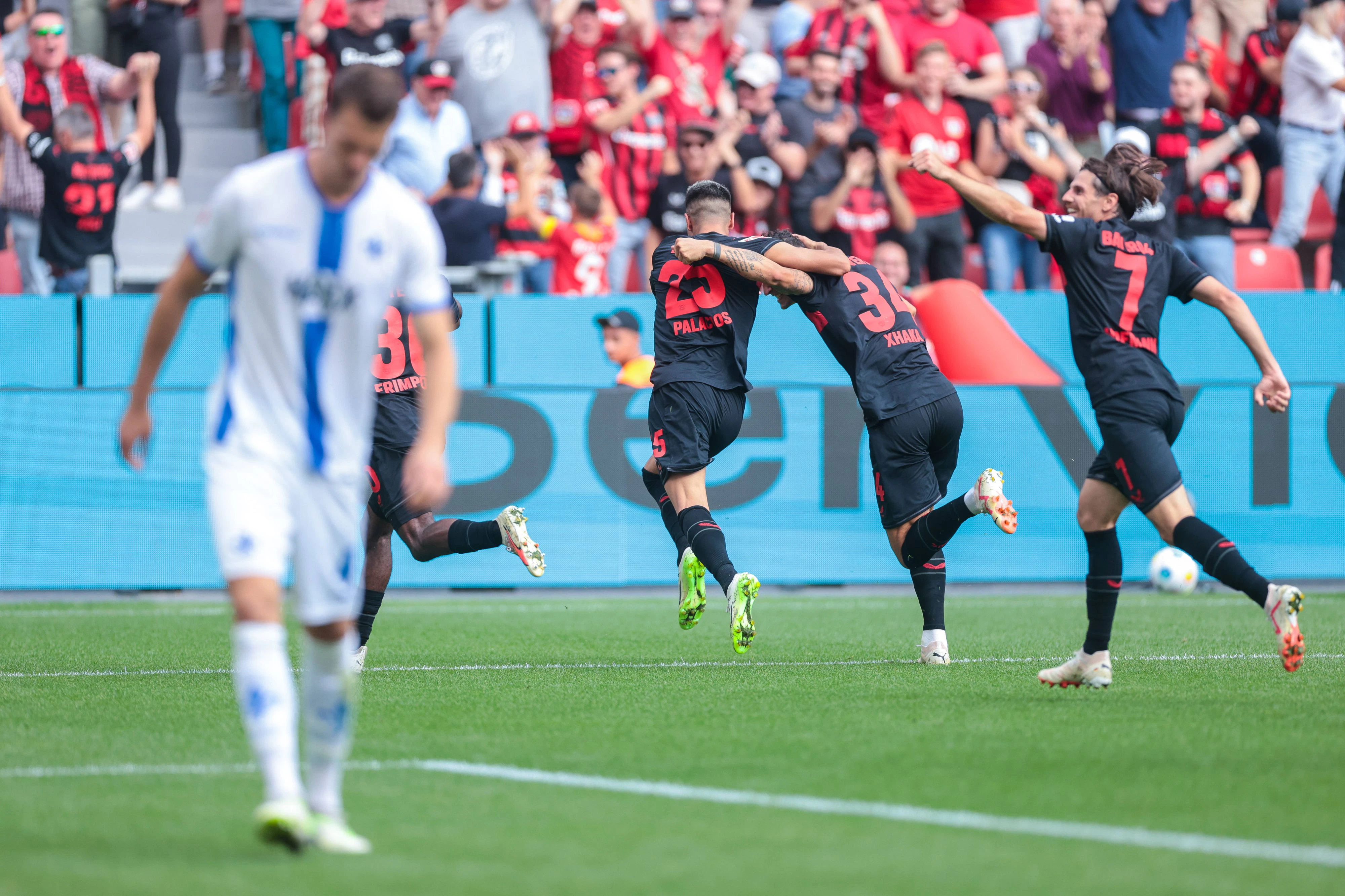 Leverkusen lässt Darmstadt keine Chance
