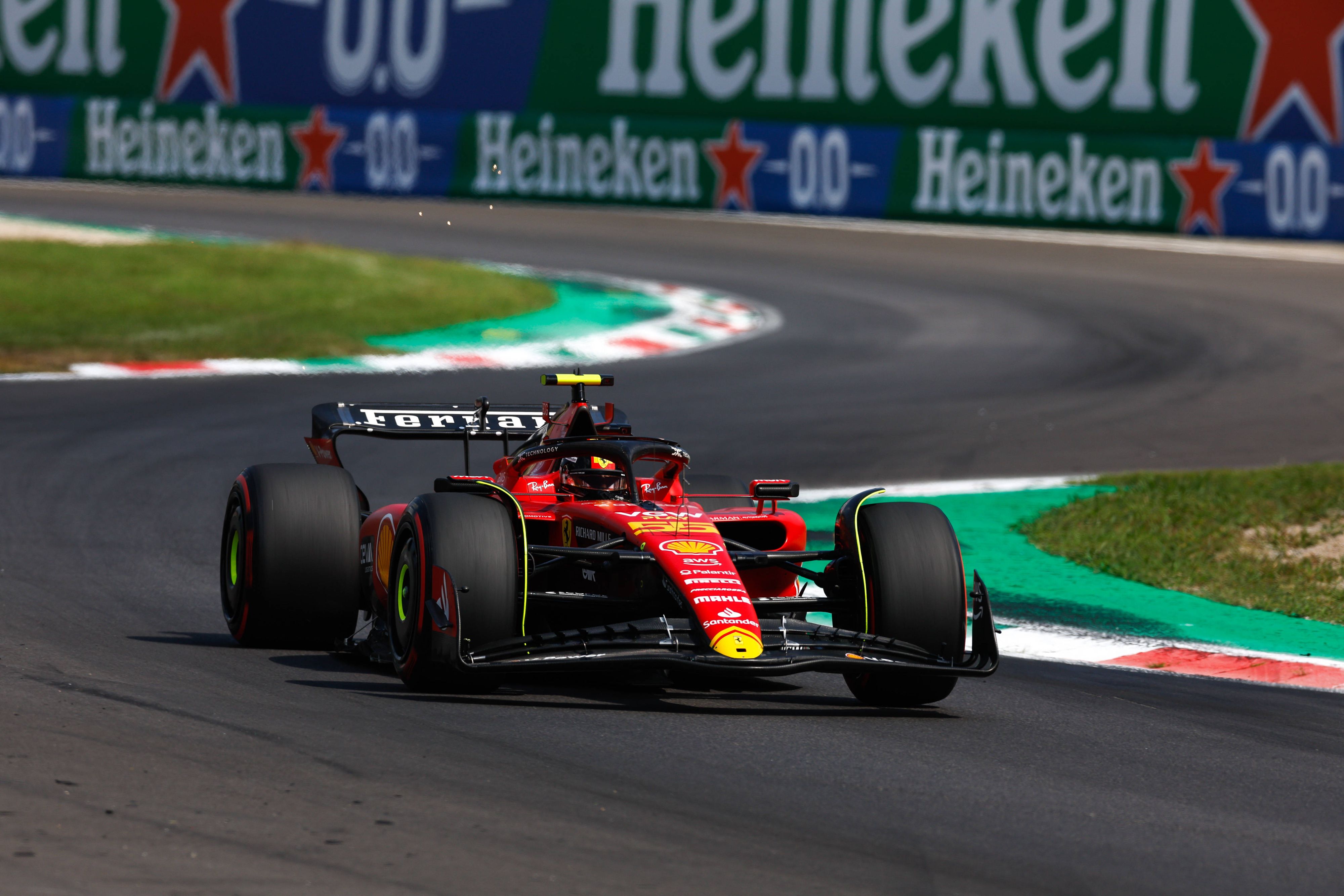Carlos Sainz steht auf der Pole in Monza