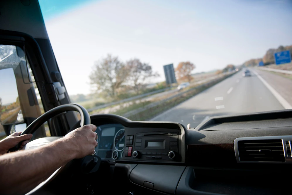 laut Asfinag steigt unter Lkw-Lenkern die Zahl der Gurtenmuffel. (Symbolbild)