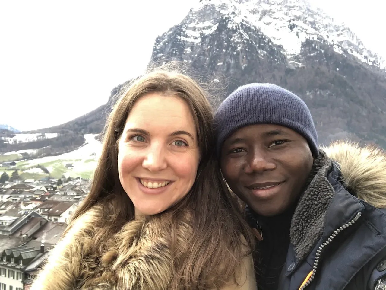 Heute.at - Sara (33): Wir haben uns nach acht Tagen verlobt