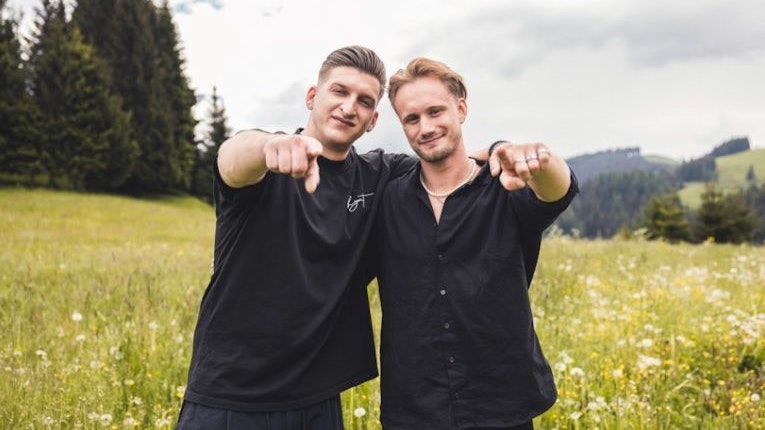 "Satans Bratan" und Kumpel Mio