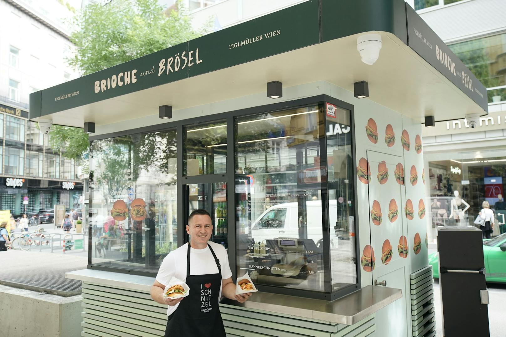 Im "Brioche und Brösel" in der Rotenturmstraße 21 (City) servieren Mitarbeiter des Restaurants Figlmüller neuerdings Tafelspitz- und Kalbsschnitzel-Burger.