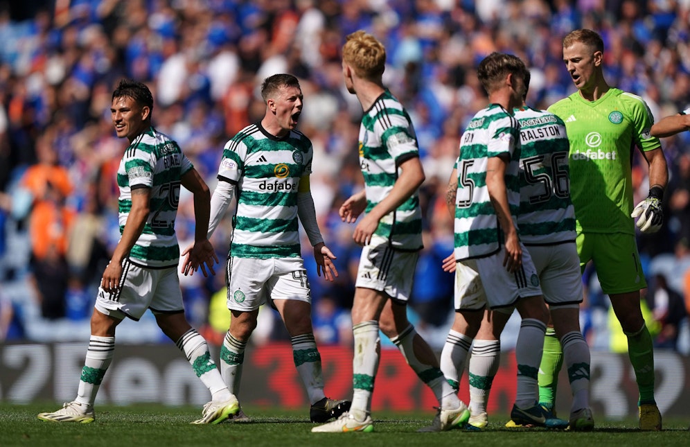 Glasgow ist am heutigen Tag nach dem Sieg von Celtic grün und weiß