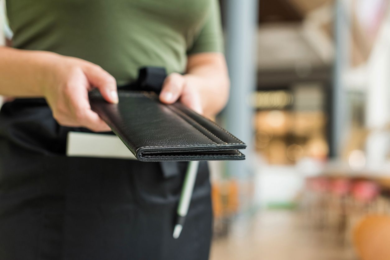 In den USA sind Kellerinnen und Kellner auf das Trinkgeld angewiesen.&nbsp;