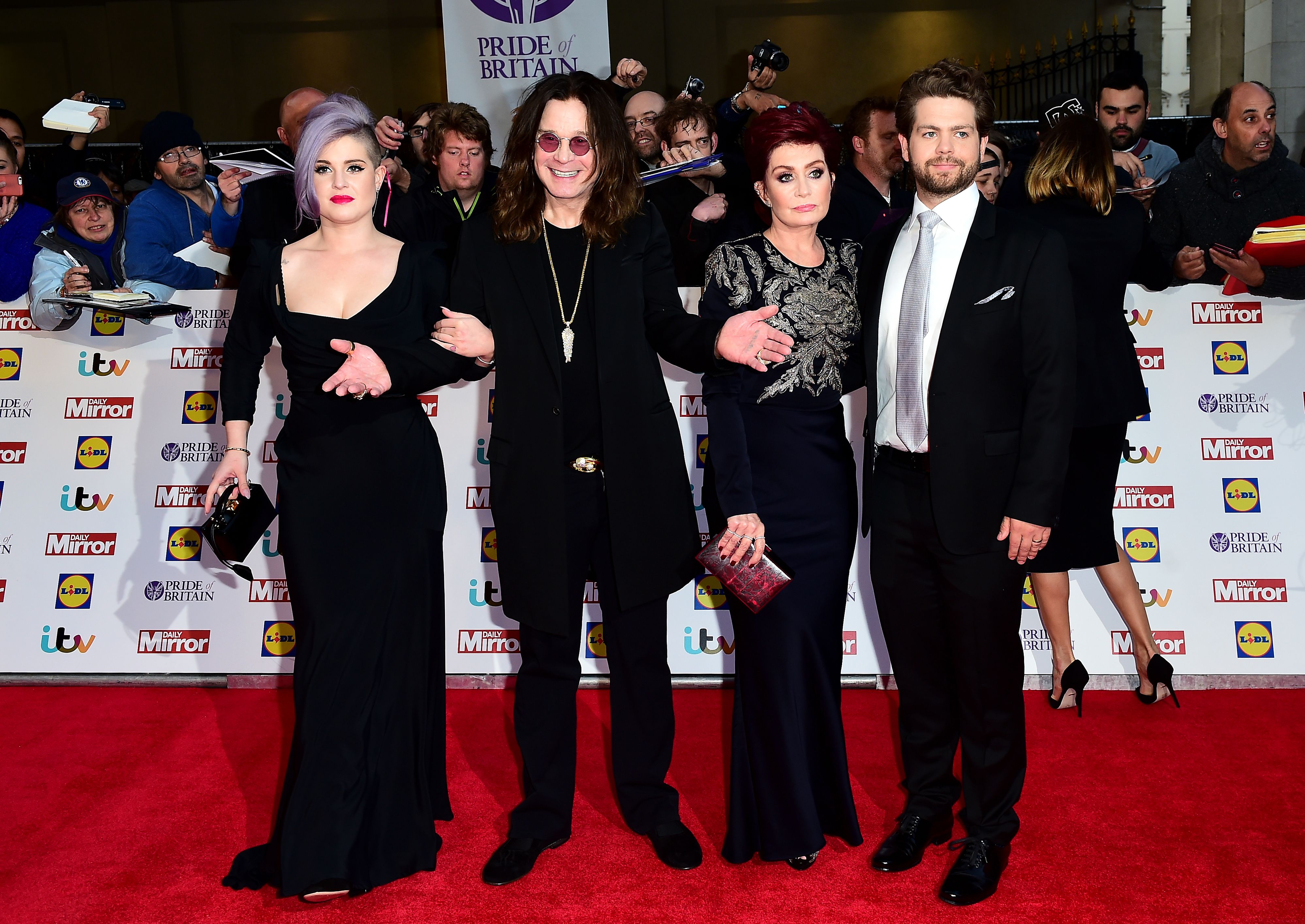 Kelly Osbourne, Ozzy Osbourne, Sharon Osbourne and Jack Osbourne.