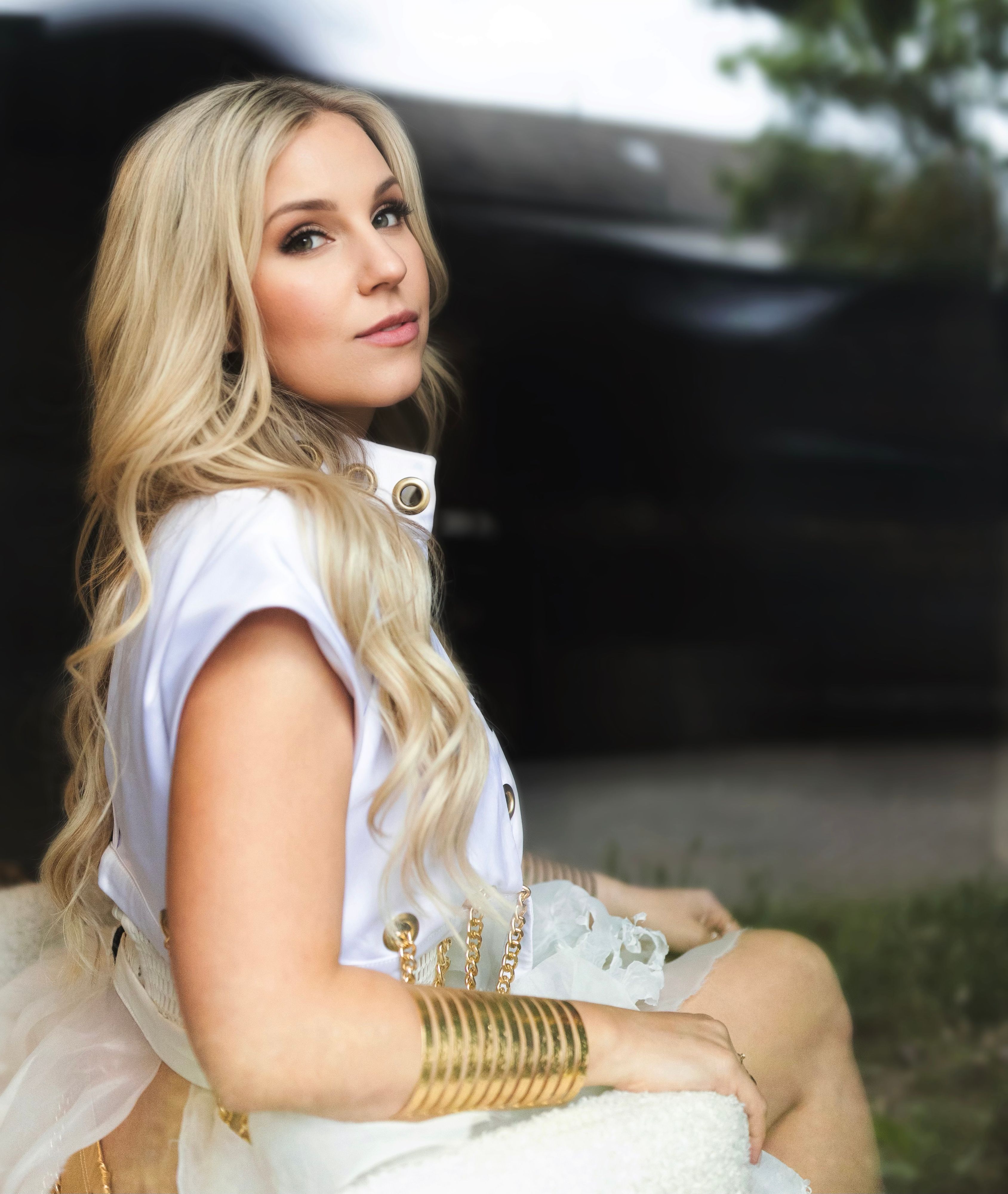 Erschreckende Nachrichten von <strong>Natalie Holzner</strong>. In einem Interview enthüllt die Sängerin, dass sie von einem Stalker belästigt wurde.