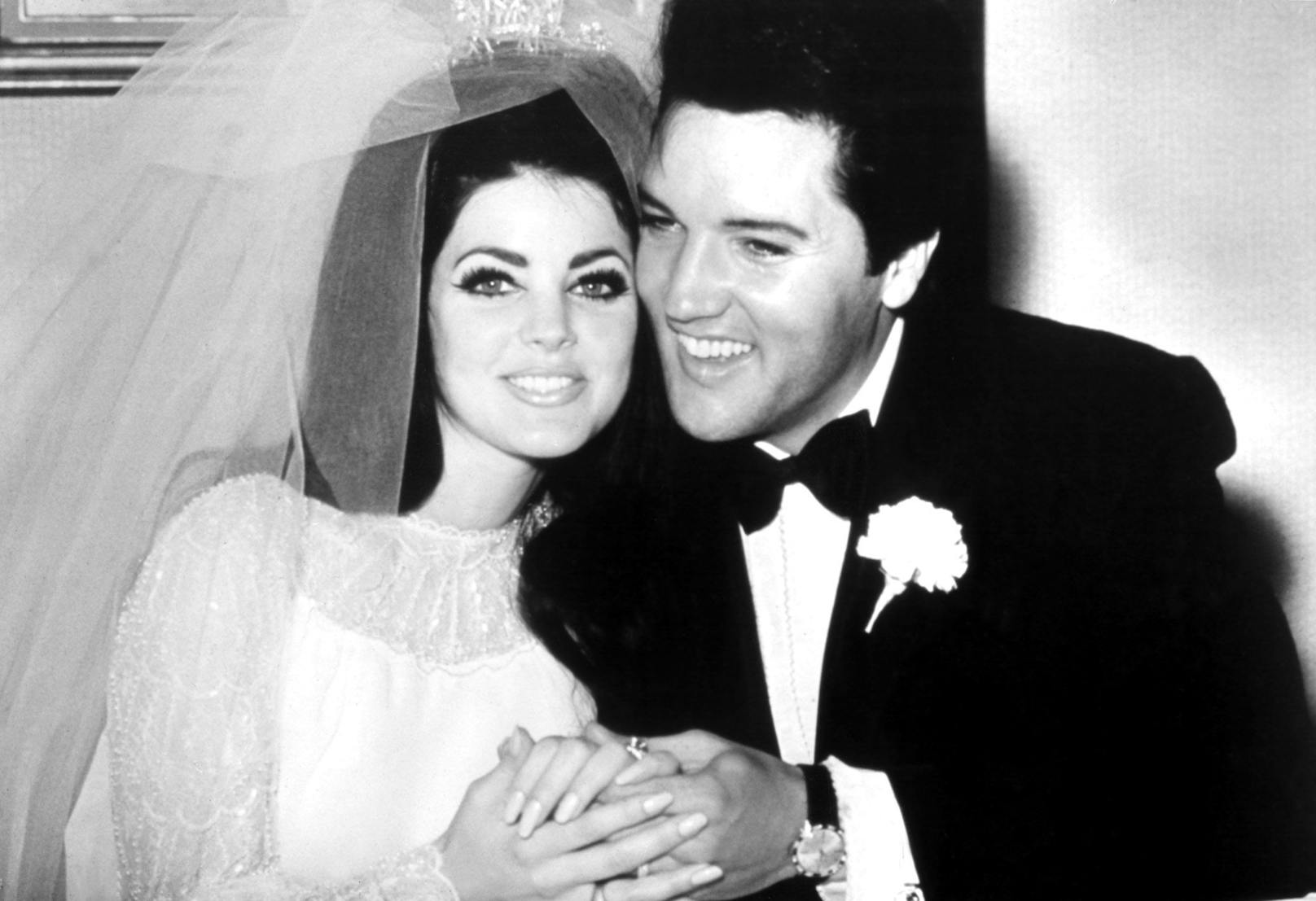 Hochzeitsbild von Priscilla und Elvis Presley aus dem Jahr 1967.