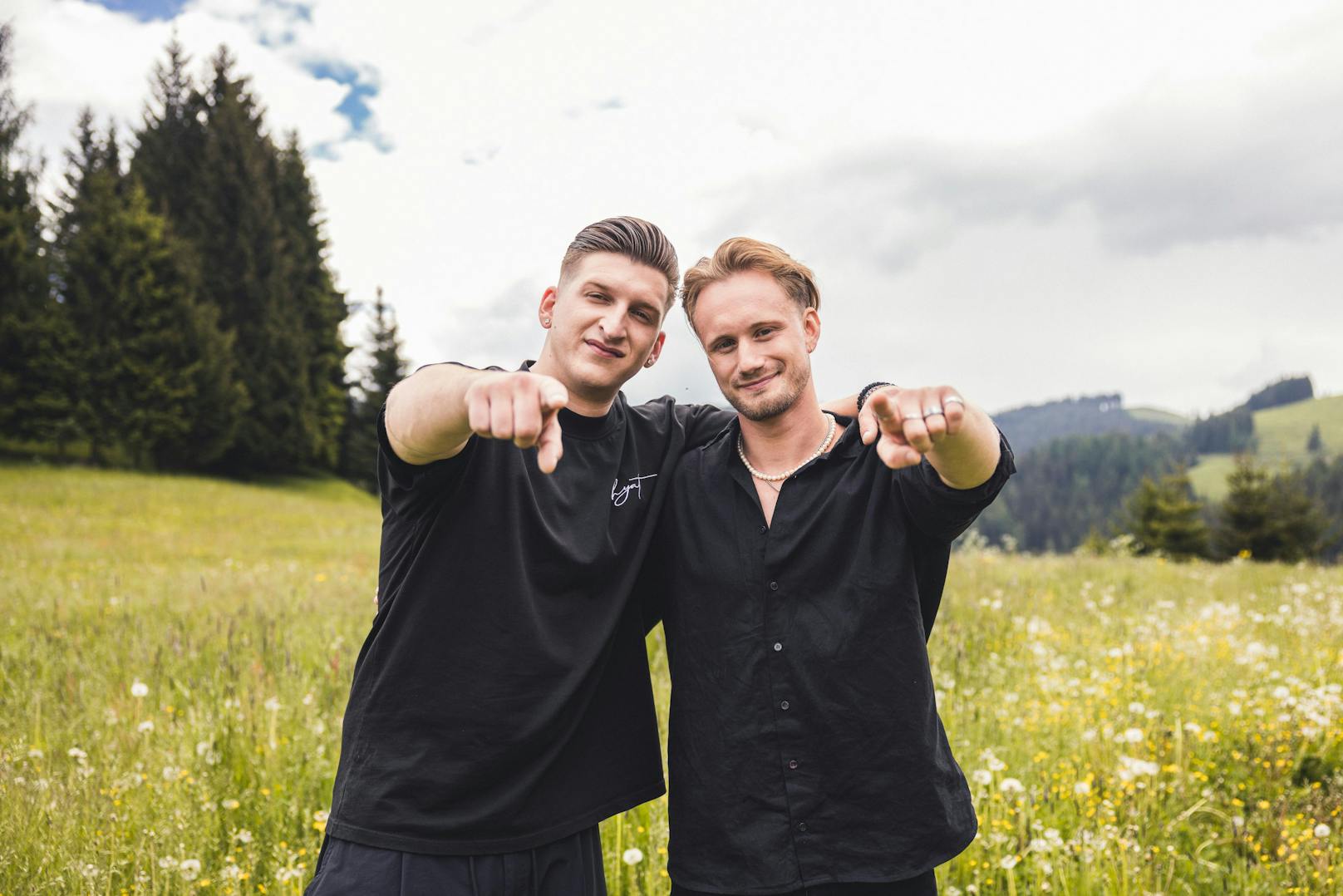 Wiener Social-Media-Star "Satans Bratan" und Kumpel Mio sind das zweite verkündete Paar von "Forsthaus Rampensau".