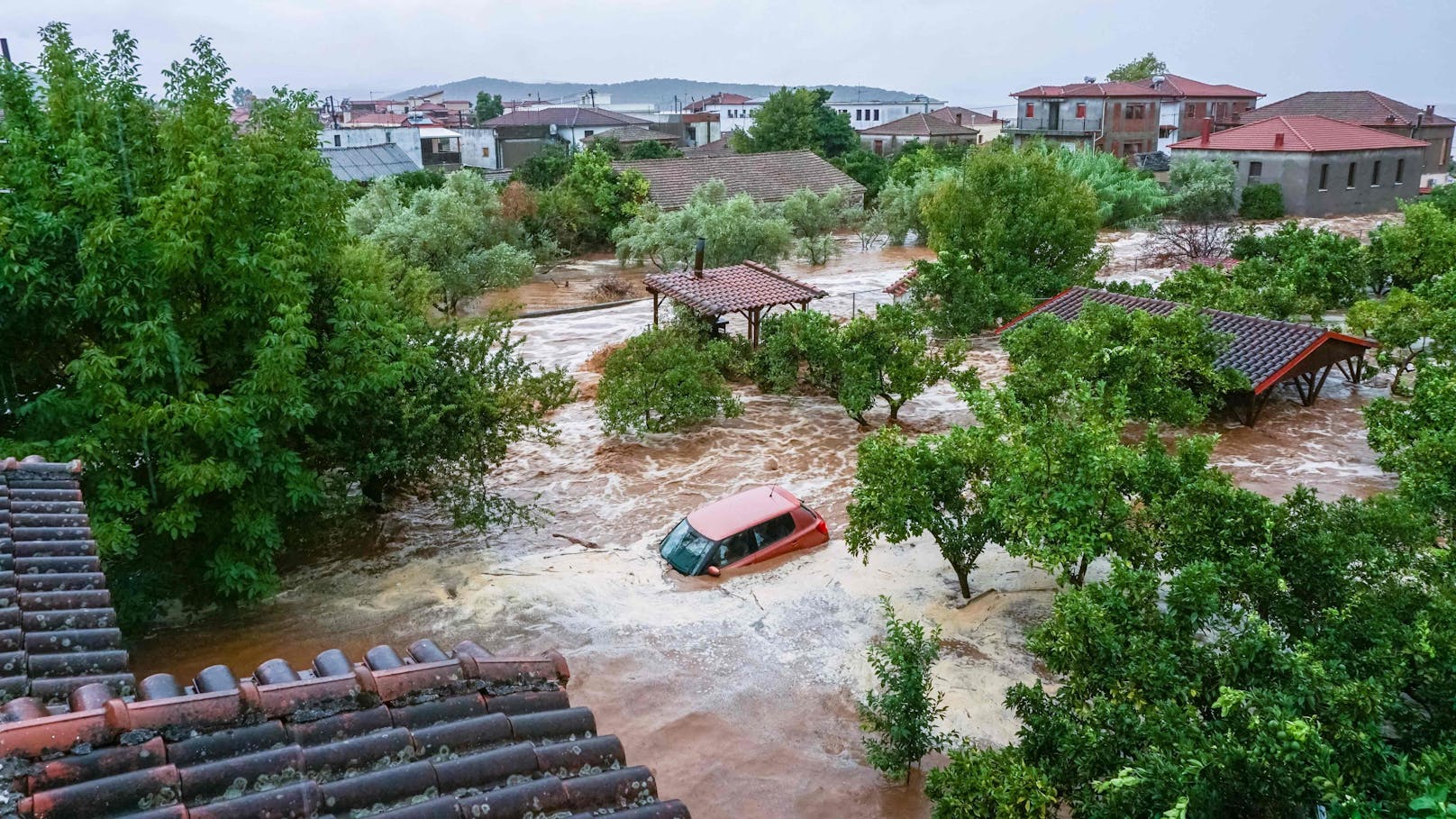 Rekordmengen an Regen in Griechenland: Das Land ist im Ausnahmestand.